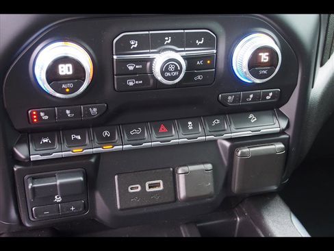 Used 2019 GMC Sierra 1500 AT4 w/ AT4 Premium Package image 27