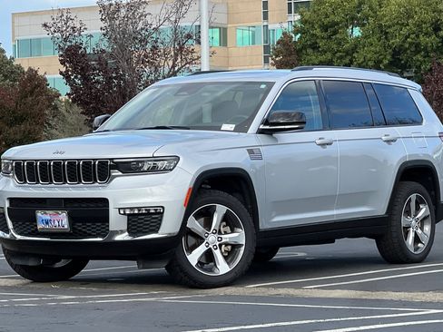 Used 2021 Jeep Grand Cherokee L Limited image 8