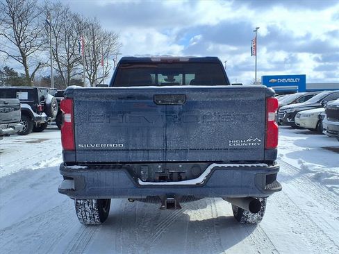 Used 2020 Chevrolet Silverado 2500 High Country w/ Z71 Off-Road Package image 5