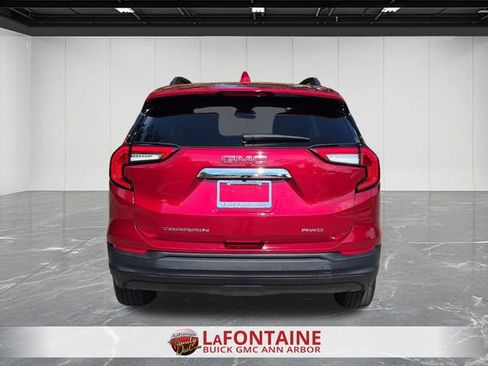Certified 2024 GMC Terrain SLE w/ Driver Convenience Package AWD/4WD image 7