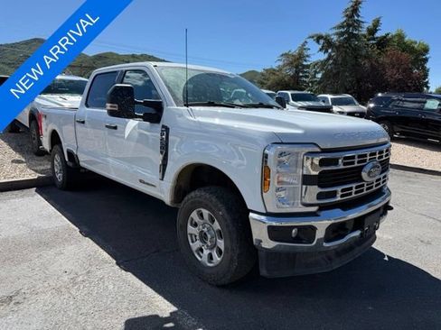 Used 2024 Ford F250 XLT w/ FX4 Off-Road Package AWD/4WD image 3