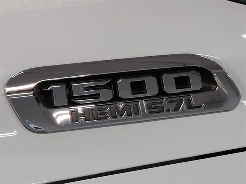 Certified 2022 RAM 1500 Big Horn image 13