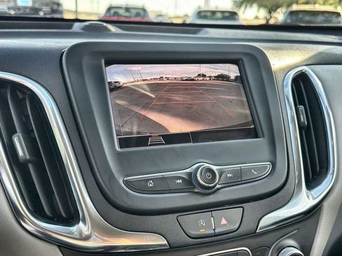 Certified 2024 Chevrolet Equinox LS FWD image 14