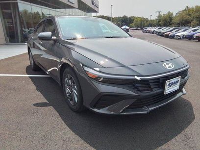 New 2025 Hyundai Elantra Blue