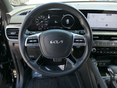 Used 2024 Kia Telluride SX image 18