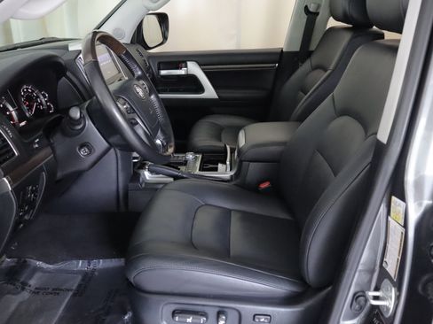 Used 2021 Toyota Land Cruiser AWD/4WD image 9