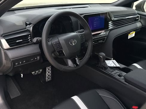New 2026 Toyota Camry SE image 12