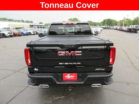 Certified 2025 GMC Sierra 1500 AT4 w/ AT4 Premium Package AWD/4WD image 8
