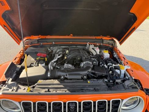 Certified 2025 Jeep Wrangler Unlimited Sahara AWD/4WD image 20