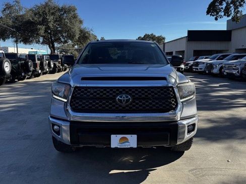 Used 2018 Toyota Tundra SR5 image 3