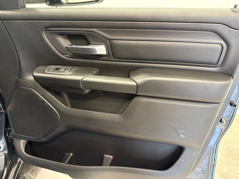 New 2026 RAM 1500 Express AWD/4WD image 15