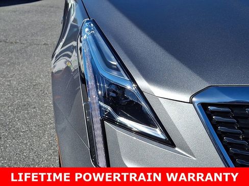 Used 2024 Cadillac XT5 Luxury image 10