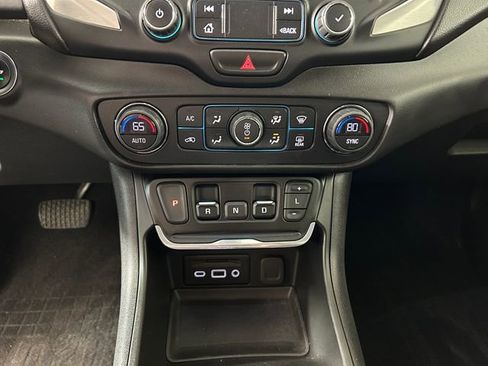 Used 2020 GMC Terrain SLE w/ Driver Convenience Package FWD image 21