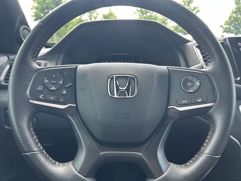 Used 2022 Honda Passport TrailSport image 17