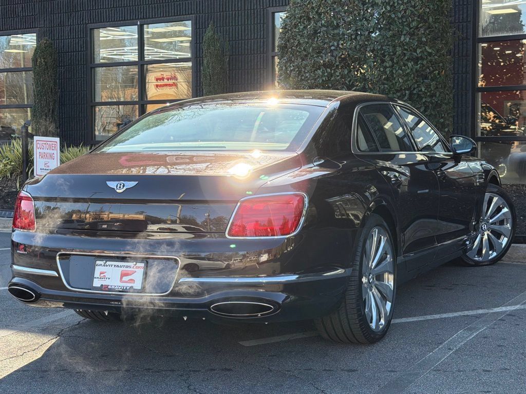 Used 2021 Bentley Flying Spur W12 AWD/4WD image 12