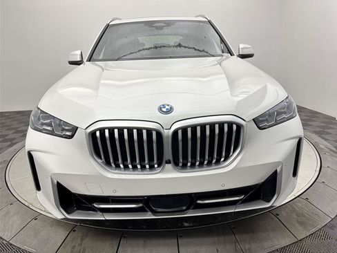 New 2026 BMW X5 xDrive50e w/ Climate Comfort Package AWD/4WD image 14