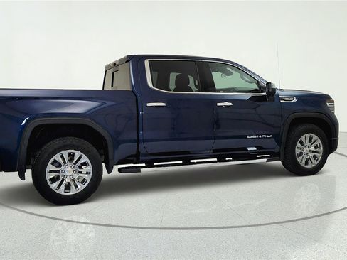 Used 2023 GMC Sierra 1500 Denali AWD/4WD image 7