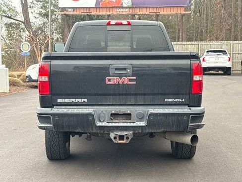 Used 2015 GMC Sierra 2500 Denali image 4