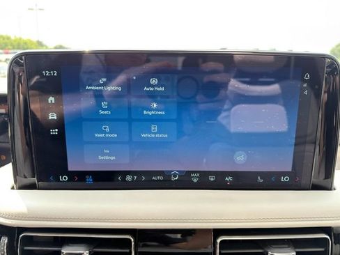 Used 2025 Lincoln Aviator Reserve w/ Equipment Group 201A AWD/4WD image 35