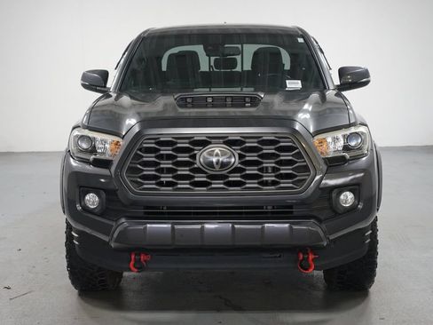 Used 2021 Toyota Tacoma TRD Sport w/ Technology Package RWD image 2