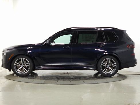 Used 2026 BMW X7 xDrive40i image 4