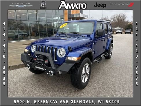 Used 2019 Jeep Wrangler Unlimited Sahara image 1