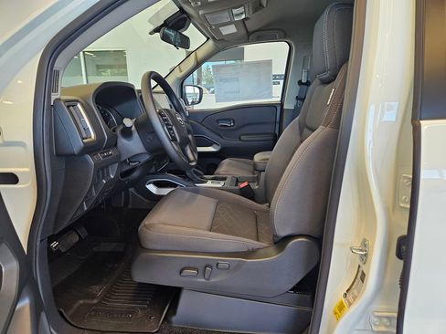 New 2026 Nissan Frontier SV w/ Tow Package AWD/4WD image 15