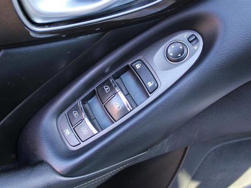 Used 2018 INFINITI Q50 Luxe image 12