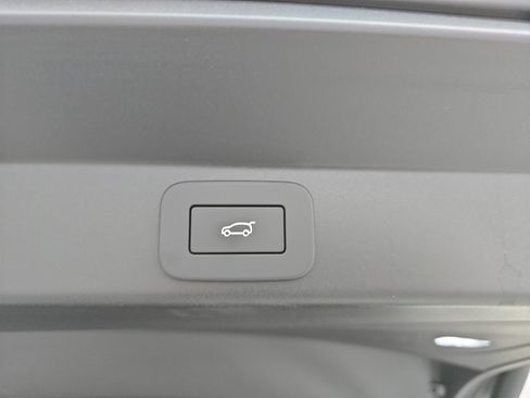 New 2026 Land Rover Range Rover Sport Dynamic SE AWD/4WD image 13