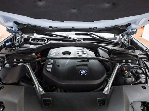 Certified 2023 BMW 740i w/ Parking Assistance Package image 28