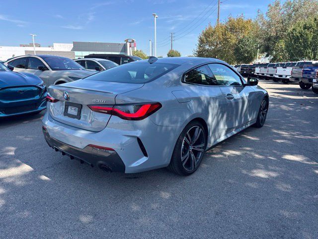 Used 2023 BMW 430i Coupe w/ M Sport Package RWD image 3