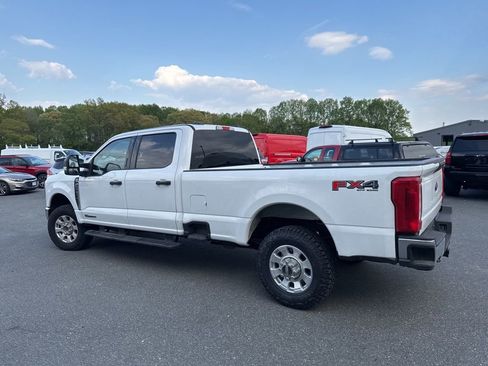 Used 2024 Ford F350 XLT w/ FX4 Off-Road Package AWD/4WD image 4