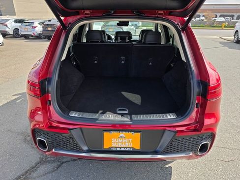 Used 2025 Genesis GV70 2.5T image 13