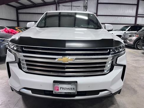 Used 2021 Chevrolet Tahoe High Country RWD image 9