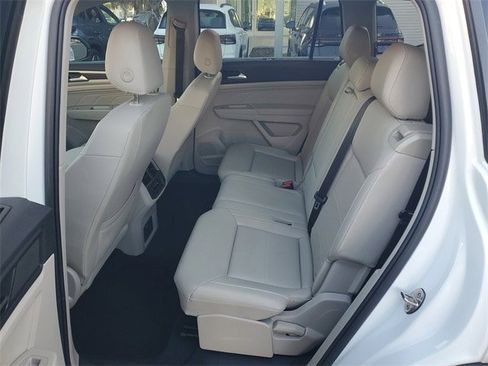 Used 2022 Volkswagen Atlas SE image 11
