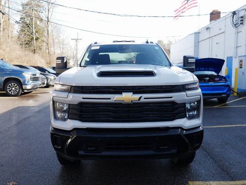 New 2026 Chevrolet Silverado 2500 Custom w/ Custom Value Package AWD/4WD image 3