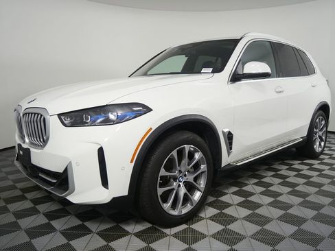 Certified 2026 BMW X5 xDrive40i image 7