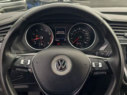 Used 2019 Volkswagen Tiguan SE image 22