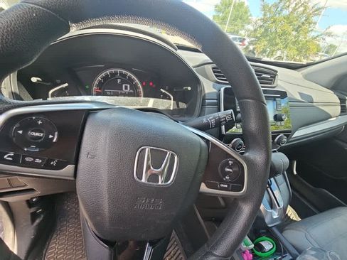 Used 2017 Honda CR-V LX image 7