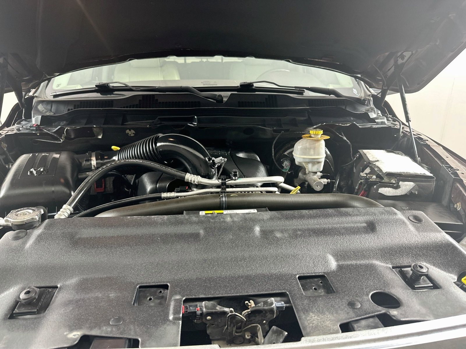 Used 2013 RAM 1500 Laramie w/ Convenience Group AWD/4WD image 28