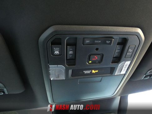 Used 2024 Toyota Tundra Platinum AWD/4WD image 73