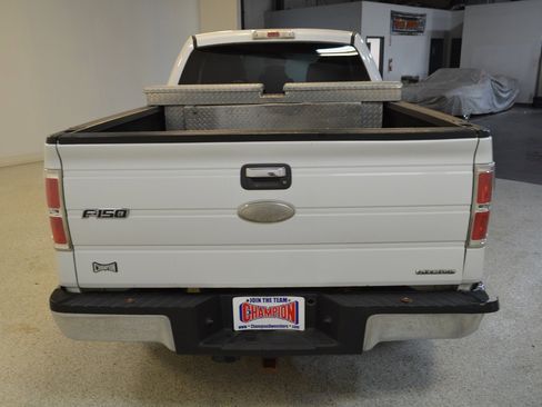 Used 2011 Ford F150 XLT w/ XLT Chrome Pkg image 4
