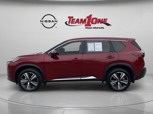 Used 2023 Nissan Rogue SL w/ SL Premium Package FWD image 5