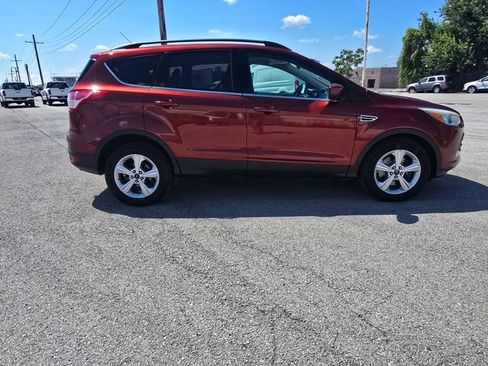 Used 2014 Ford Escape SE w/ Equipment Group 201A AWD/4WD image 2
