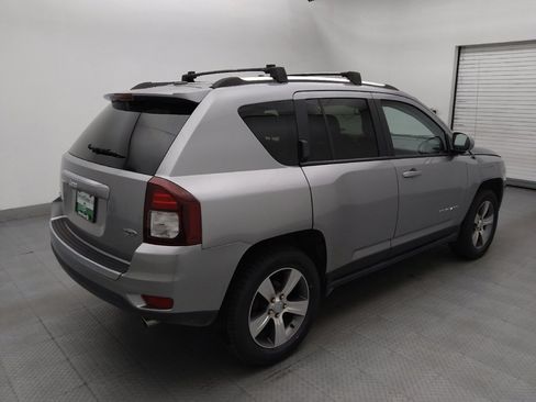 Used 2017 Jeep Compass High Altitude AWD/4WD image 9