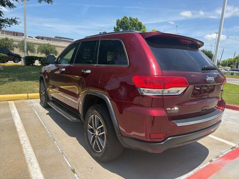 Used 2017 Jeep Grand Cherokee Limited AWD/4WD image 7