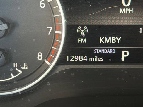 Used 2025 Nissan Pathfinder S FWD image 31