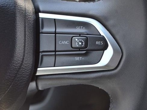 Used 2024 Jeep Compass Latitude w/ Altitude Special Edition image 21