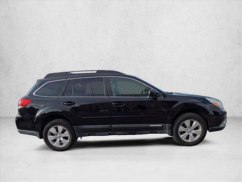 Used 2012 Subaru Outback 2.5i Limited image 4