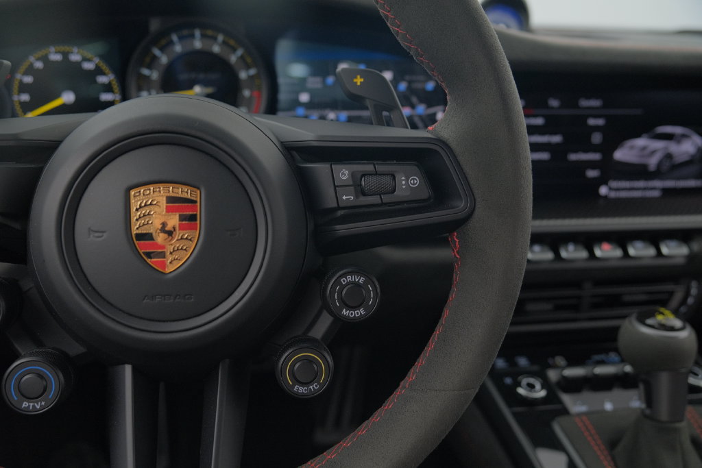Used 2024 Porsche 911 GT3 RS RWD image 35